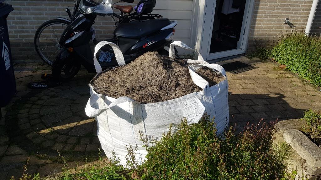 Gratis zand (ca. 1 kuub), Tuin en Terras, Ophalen, Gebruikt, Ophoogzand