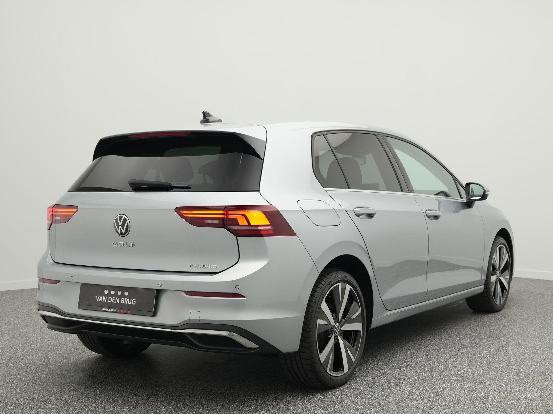 Volkswagen Golf Style Edition 1.5 eHybrid 204 PK | LED Plus, Euro 6, 4 cilinders, 150 min, 26 kWh