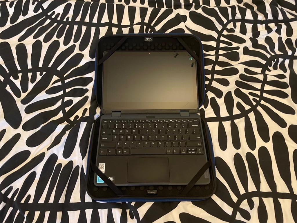 Lenovo 300w Yoga G4 Touch N100/8/128, Computers en Software, Windows Laptops, Gebruikt, Qwerty, 8 GB, Met touchscreen