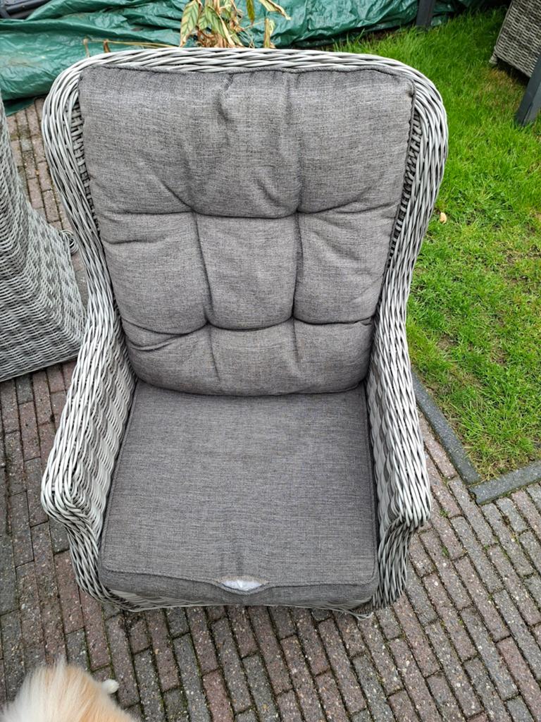 6 gratis tuinstoelen, Ophalen, Gebruikt, Kunststof