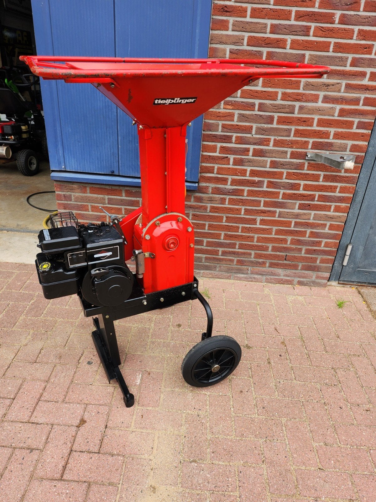 Hakselaar tilburger Houtversnipperaar, Ophalen, Zo goed als nieuw