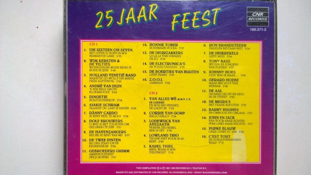 25 Jaar Feest, Ophalen of Verzenden, Zo goed als nieuw, Nederlandstalig