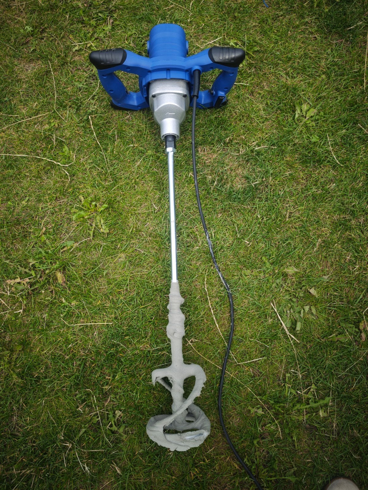 Krachtige elektrische verfmenger / cementmixer, Ophalen, Zo goed als nieuw