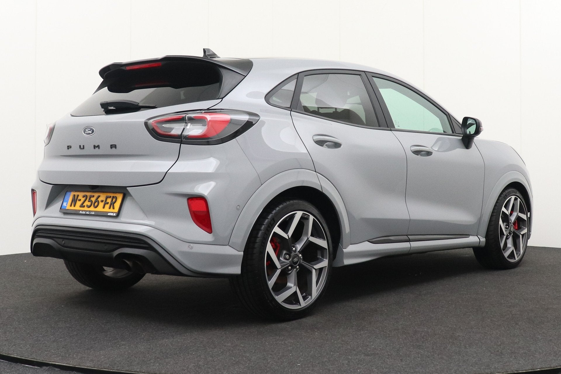 Ford Puma 1.5 200 PK ST-X Recaro/Kuipstoelen 19'LMV B&O-Soun, Voorwielaandrijving, 1258 kg, Leder en Stof, Origineel Nederlands