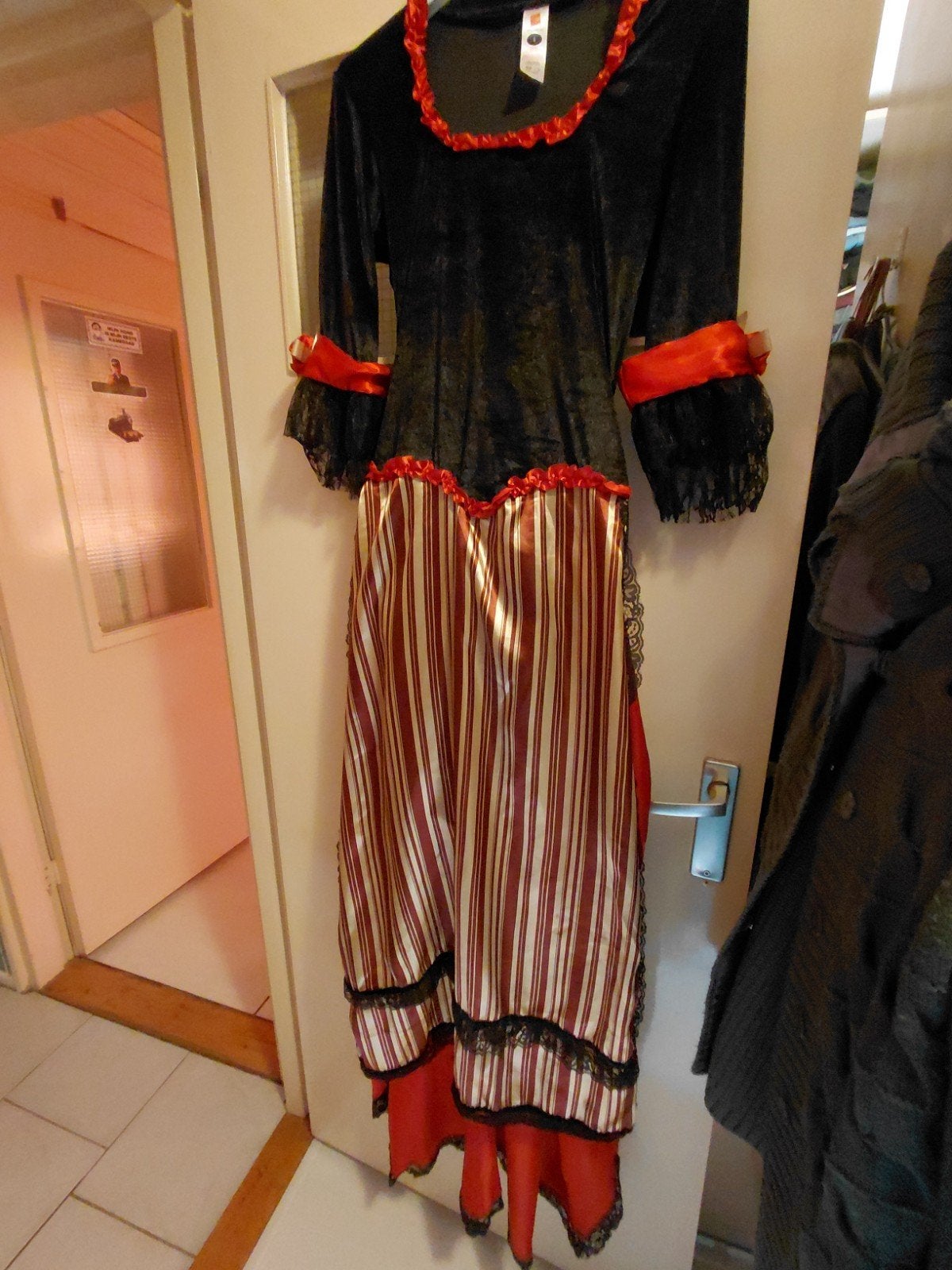 TK.S.stretts countryjurkmetsleepjemast S.z.g.a.n.€30., Ophalen, Zo goed als nieuw, Maat 38/40 (M), Carnaval