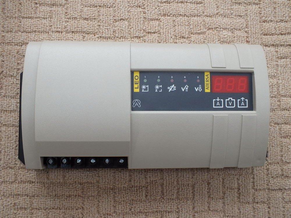 Zonnepanelen Regelaar 12-24 volt-25 ampere, Ophalen of Verzenden, Nieuw