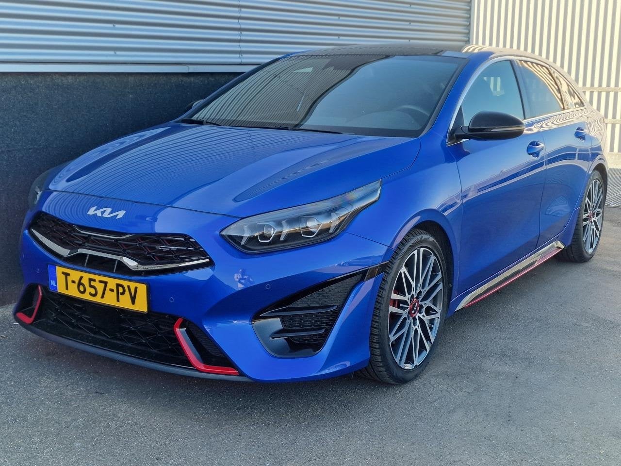 Kia ProCeed 1.6 T-GDi GT Schuif-/kanteldak, Trekhaak, stoel-, 15 km/l, Gebruikt, Blauw, Leder