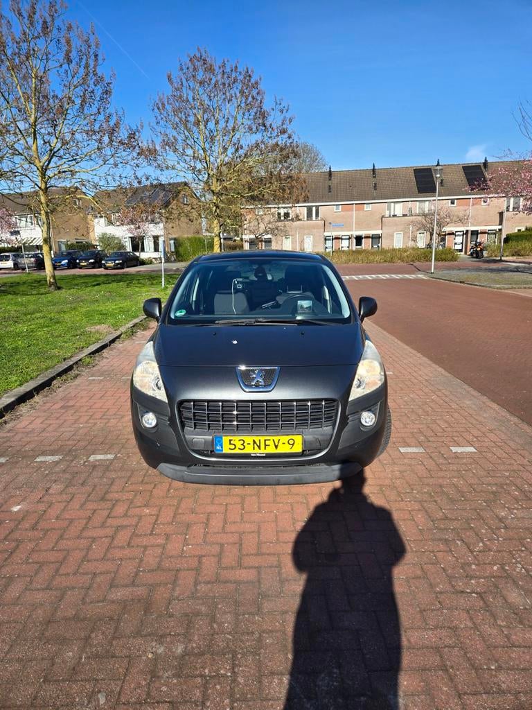 Peugeot 3008 1.6 VTI 2010 Grijs, Auto's, Voorwielaandrijving, 1374 kg, Stof, Parkeersensor