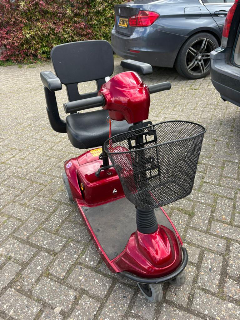 Compacte scootmobiel inklapbaar !!!, Diversen, Brommobielen en Scootmobielen, Zo goed als nieuw, 10 km/u of minder, Ophalen