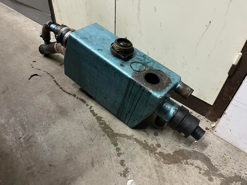 Mercedes OM636 uitlaatspruitstuk, Ophalen, Gebruikt, Motor en Techniek