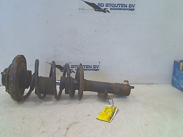 Veerpoot Links Voor Nissan Primera Traveller (W12) 2003, Gebruikt, Germany@nissan-services.eu, Kronenweg 38, Wesseling 50389, , Duitsland