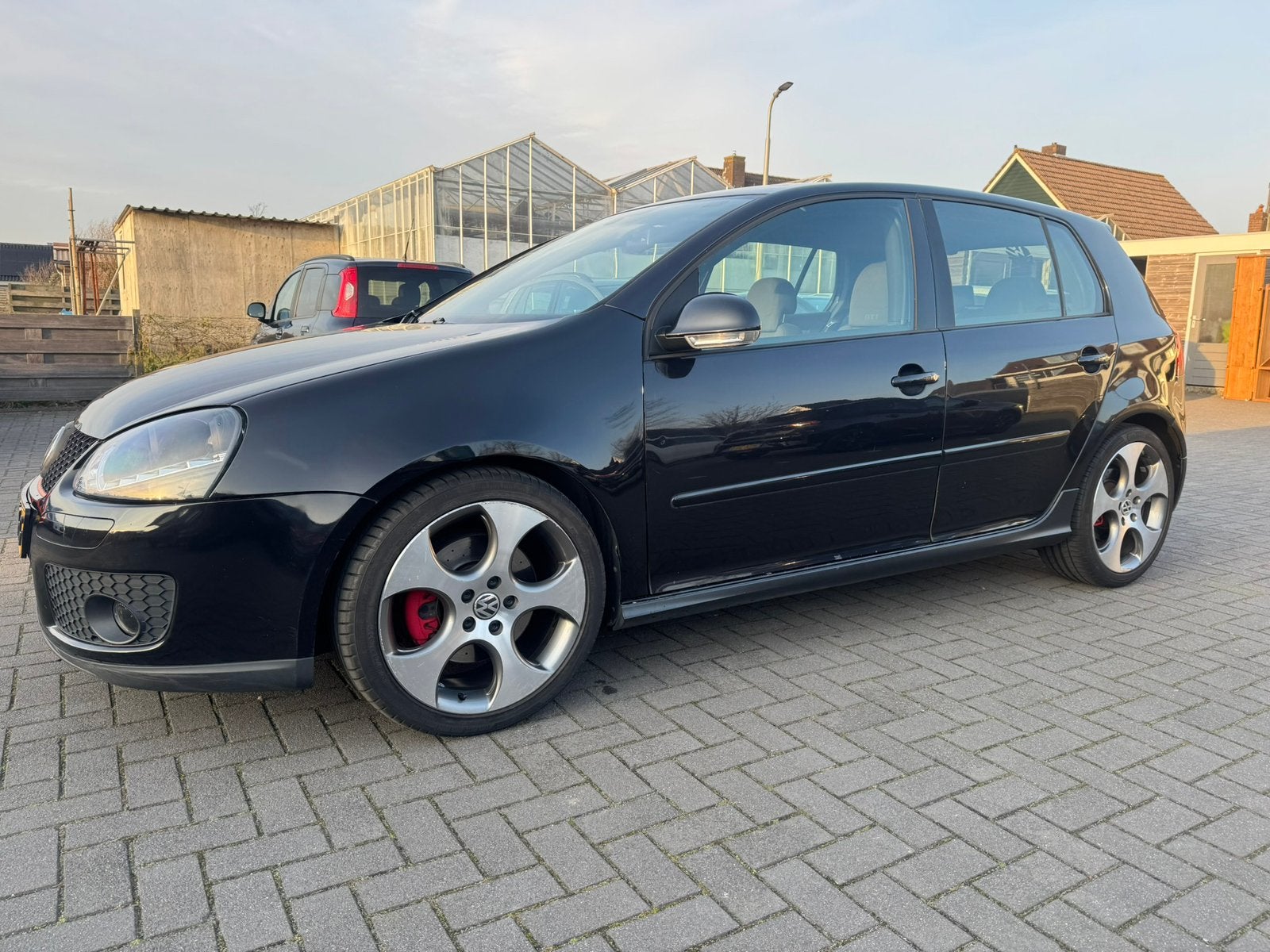 Volkswagen Golf 2.0 GTI 147KW 5Deurs AUT/DSG 2006 Zwart, Auto's, Euro 5, Stof, 4 cilinders, 1984 cc