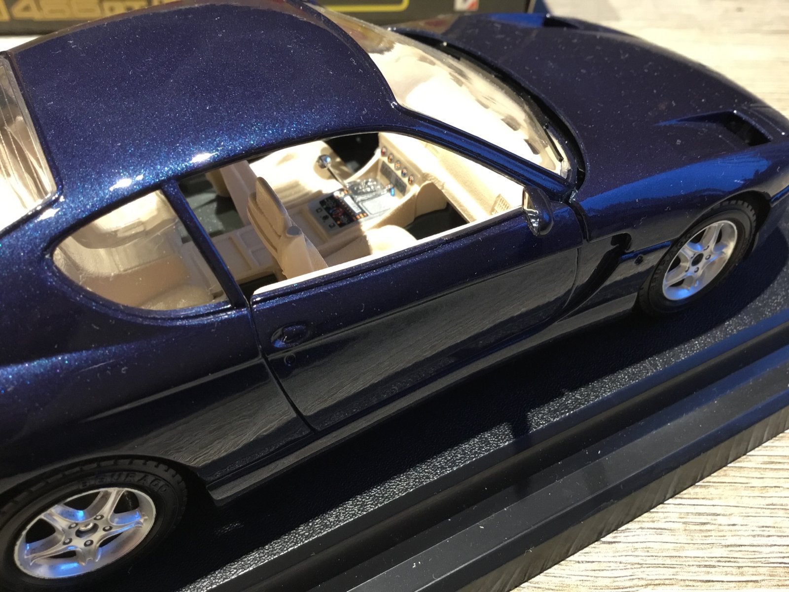 Burago Ferrari 456GT (1992) modelauto - Nieuwstaat1/25, Verzamelen, Speelgoed, Ophalen of Verzenden, Nieuw