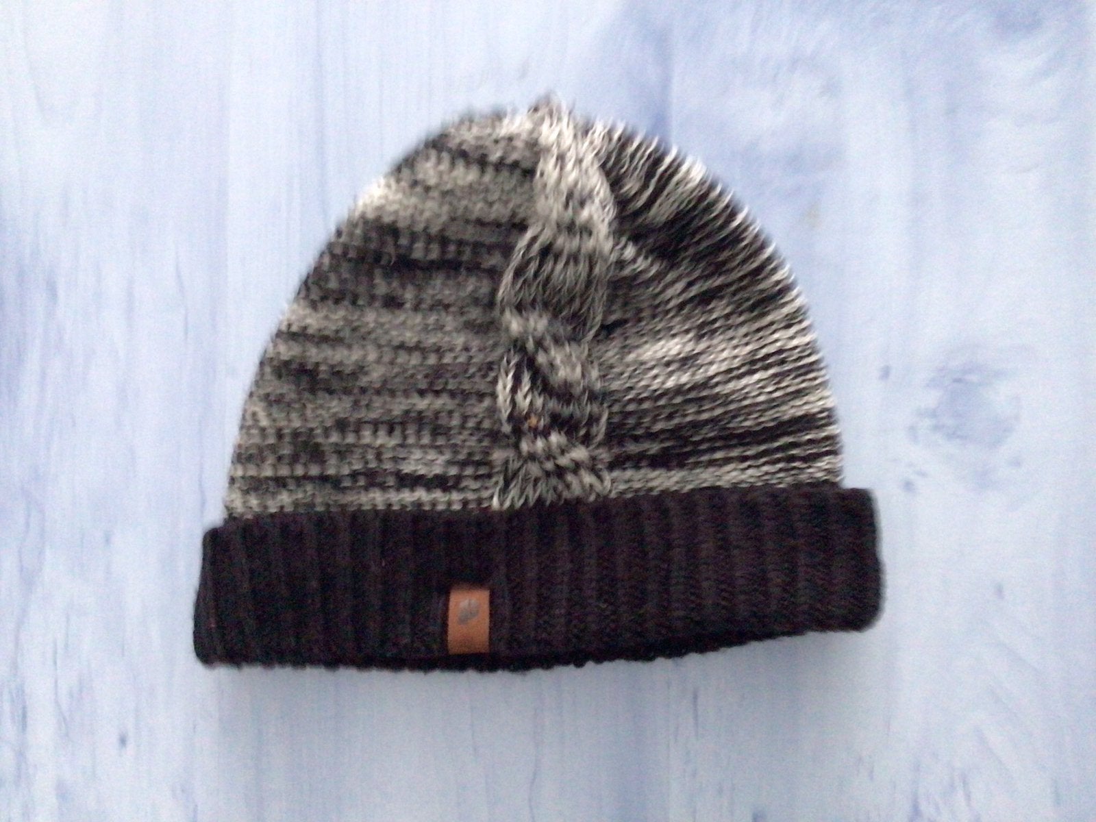 Protest muts zwart/wit one size, Ophalen of Verzenden, Zo goed als nieuw, Maat 38/40 (M), Muts