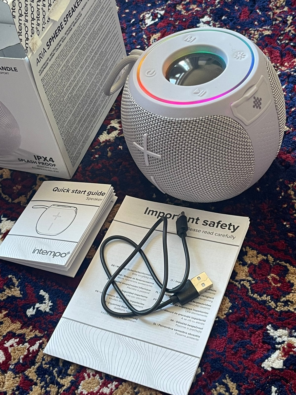 Mooie Intempo luidspreker, Audio, Tv en Foto, Overige merken, Overige typen, Ophalen of Verzenden, Zo goed als nieuw