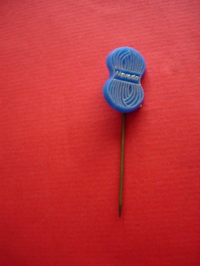 Speldje van Neveda wol blauw, Ophalen of Verzenden, Zo goed als nieuw, Merk, Speldje of Pin
