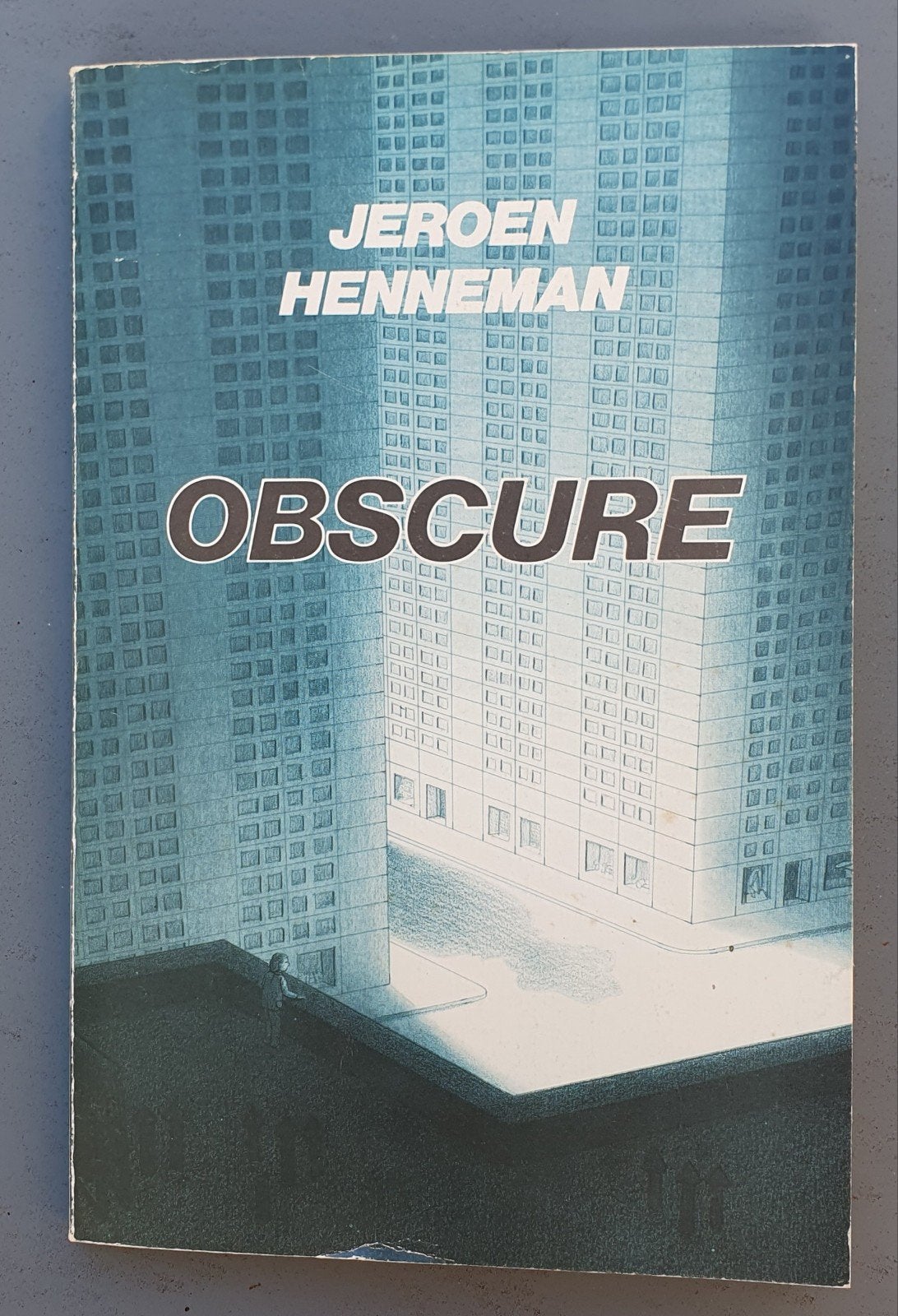 Jeroen Henneman - Obscure (1974) - Eerste druk, Ophalen of Verzenden, Gelezen, Jeroen Henneman, Nederland
