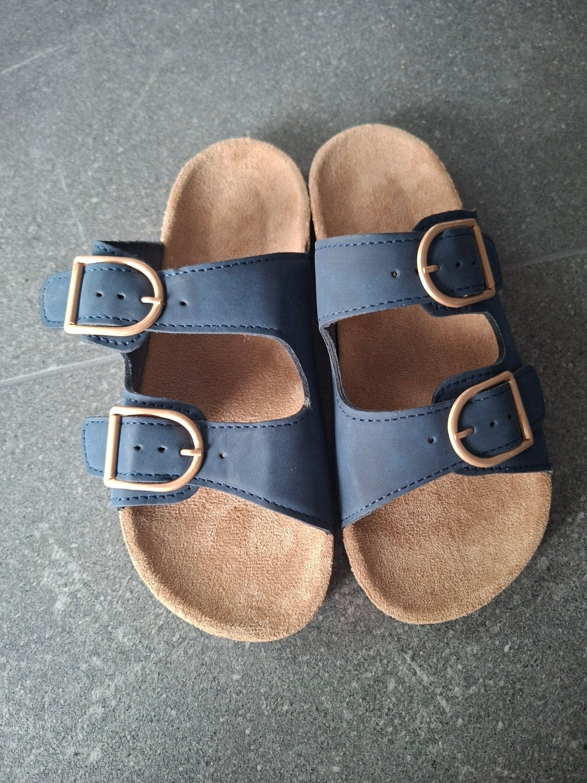 Nieuwe sandalen voor kinderen - Maat 34/35, Ophalen of Verzenden