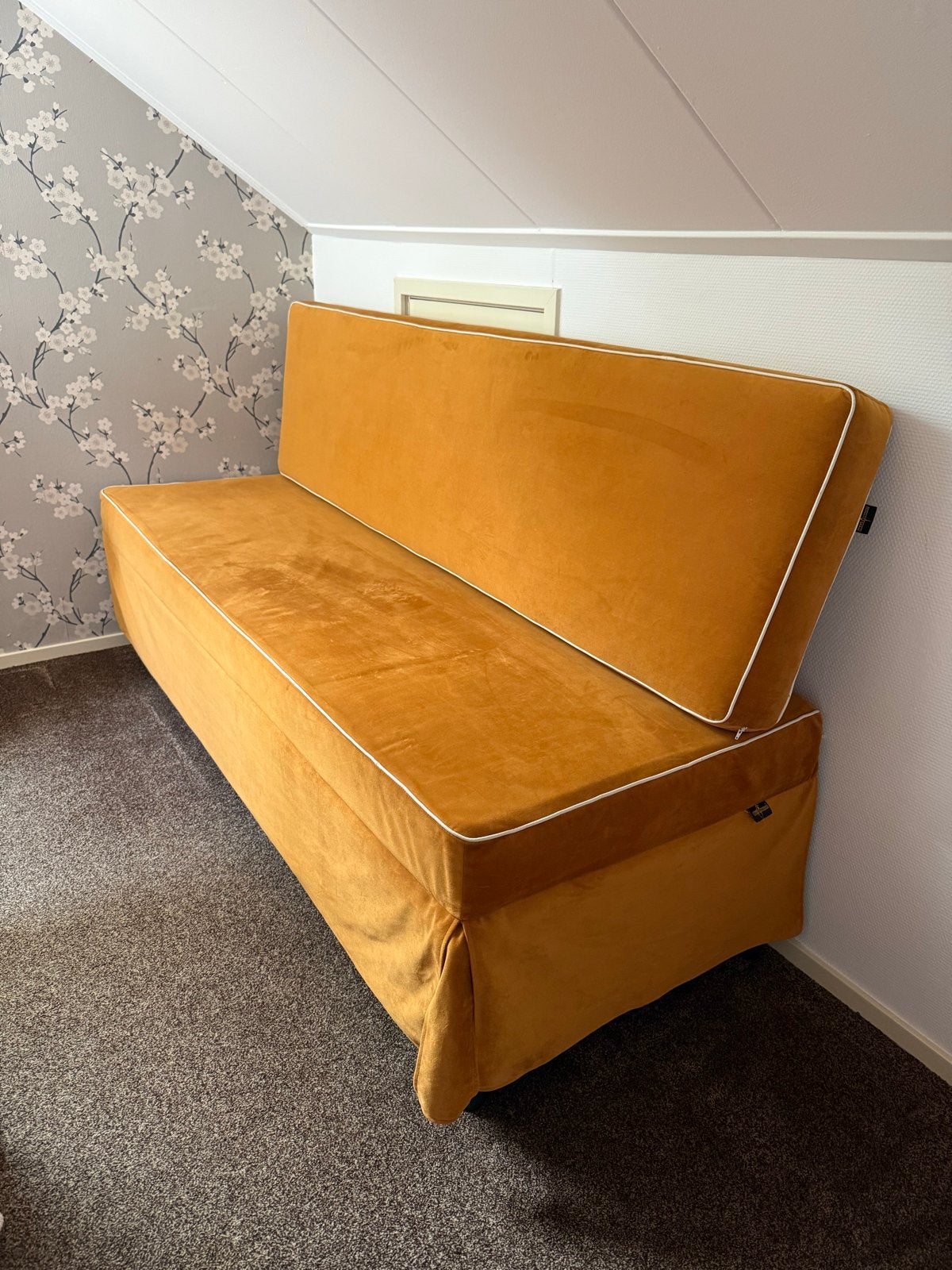 Bedbank (boxspring) 2.00 x 0.80 - Ideaal voor kleine ruimtes, Ophalen, Gebruikt, Eenpersoons, Geel
