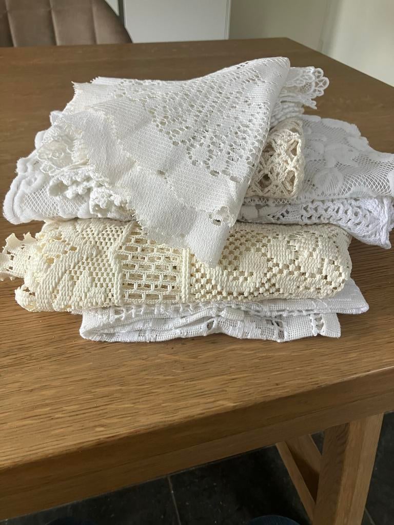 Vintage gehaakte en kanten kleedjes, diverse maten, Ophalen