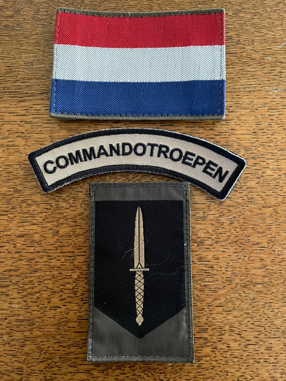 Set KCT korps commando troepen origineel, Ophalen of Verzenden, Landmacht, Nederland, Embleem of Badge