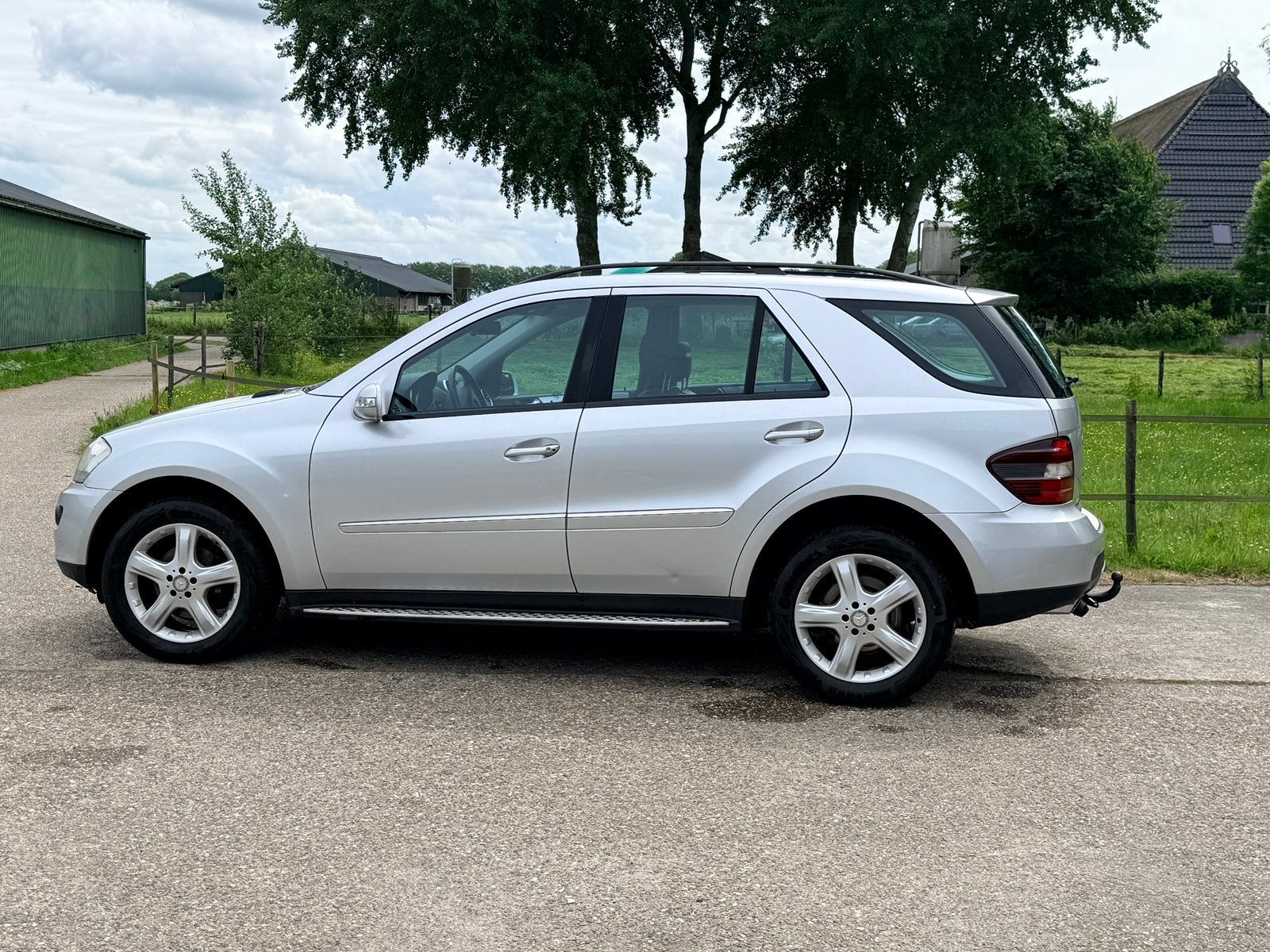 Mercedes-Benz ML 3.0CDI Ml280 4MATIC AUT 2010, Nieuwe APK, Auto's, Automaat, Euro 5, Bi-Xenon koplampen, Zwart