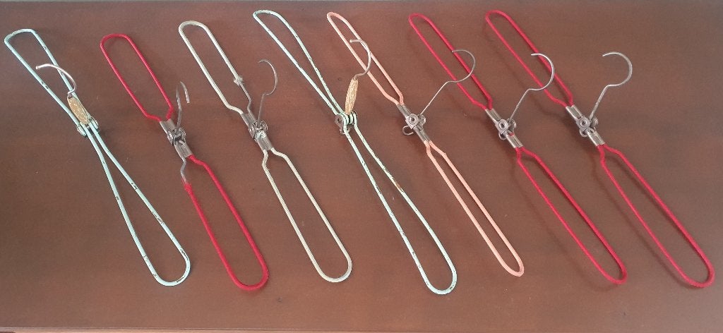 Set van 7 vintage metalen reis-kleerhangers, Verzamelen, Ophalen of Verzenden, Huis en Inrichting