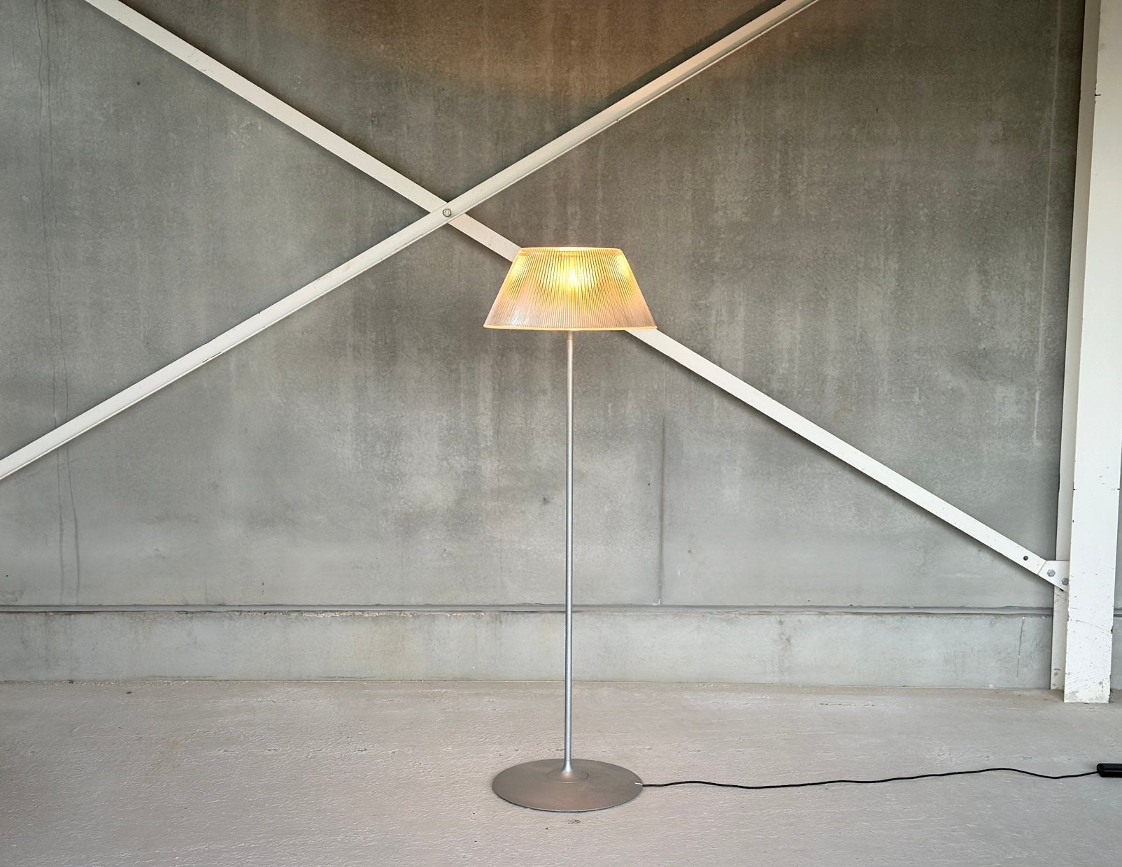 Flos Romeo Moon Vloerlamp, Ophalen of Verzenden, Zo goed als nieuw