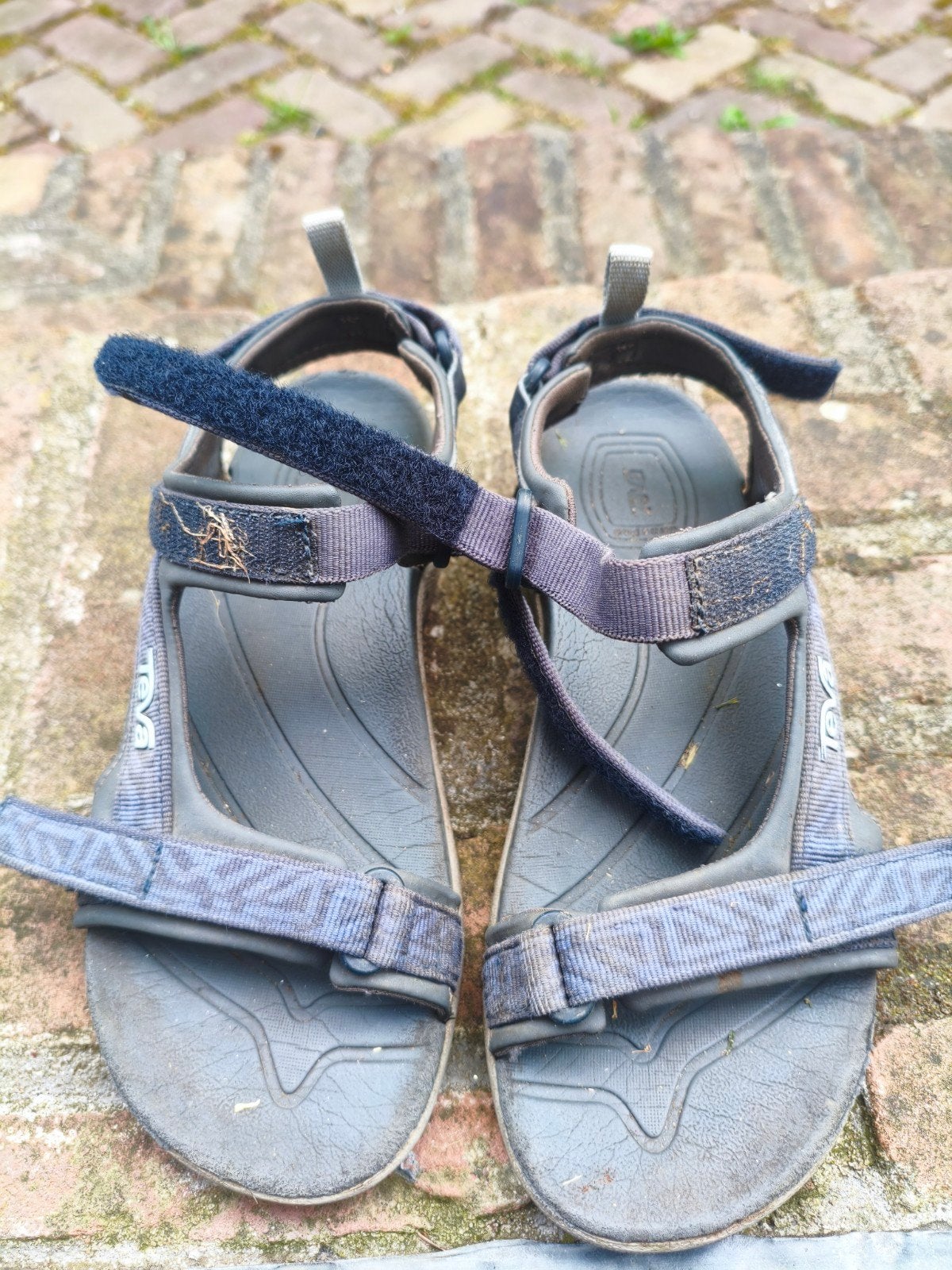 Prima Teva sandalen maat 33-34, Ophalen, Gebruikt, Jongen of Meisje, Overige typen