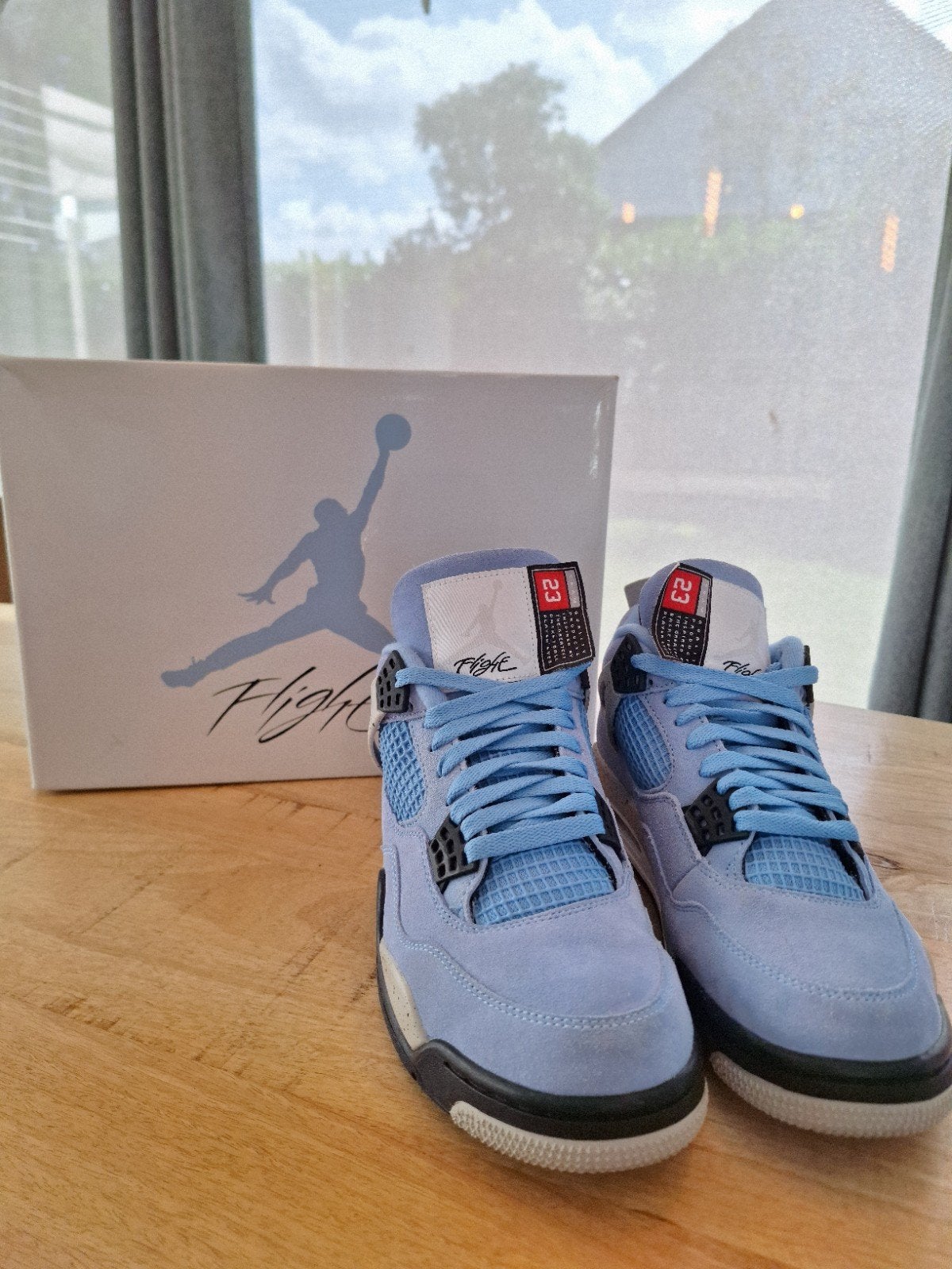Jordan 4 Retro University Blue maat 42,5, Ophalen of Verzenden, Nike Jordan, Blauw, Sneakers of Gympen