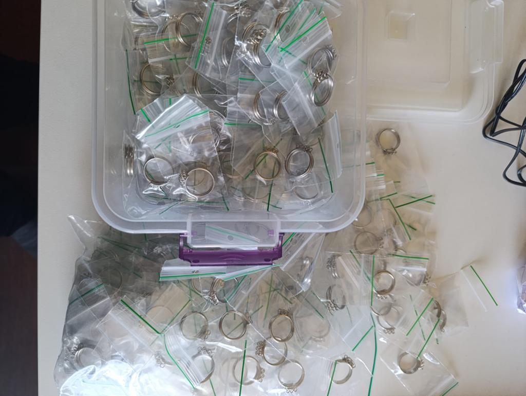 Bak met ringen, Ophalen of Verzenden, Zo goed als nieuw, Kraal