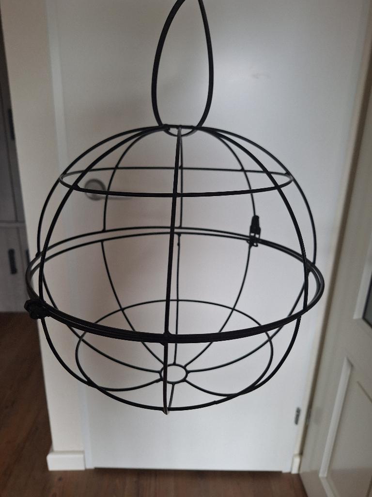 Metalen frame draadbal globe openklapbaar zwart 30cm, Ophalen of Verzenden, Gebruikt, Zwart, Metaal