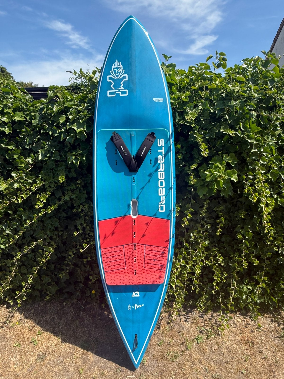 Starboard ace foil 2024 - blue carbon 7’11 als nieuw, Watersport en Boten, Ophalen, Zo goed als nieuw, Wingsurf-board