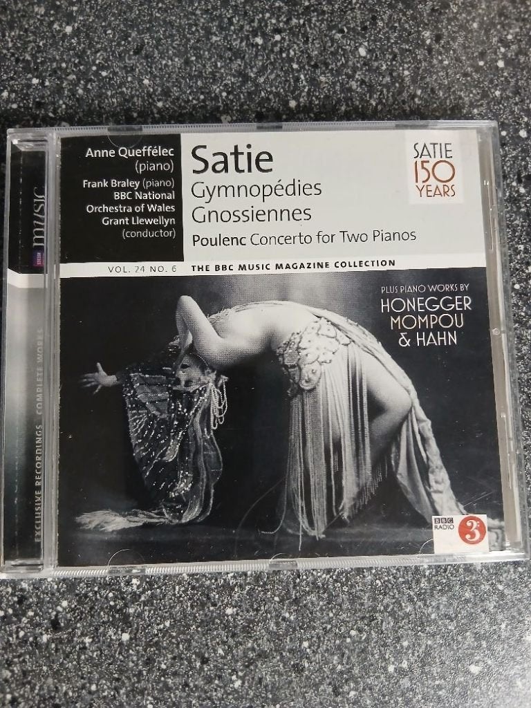 CD SATIE - ANNE QUEFFÉLEC - FRENCH PIANOWORKS, Gebruikt, Overige componisten, Ophalen of Verzenden, Romantiek