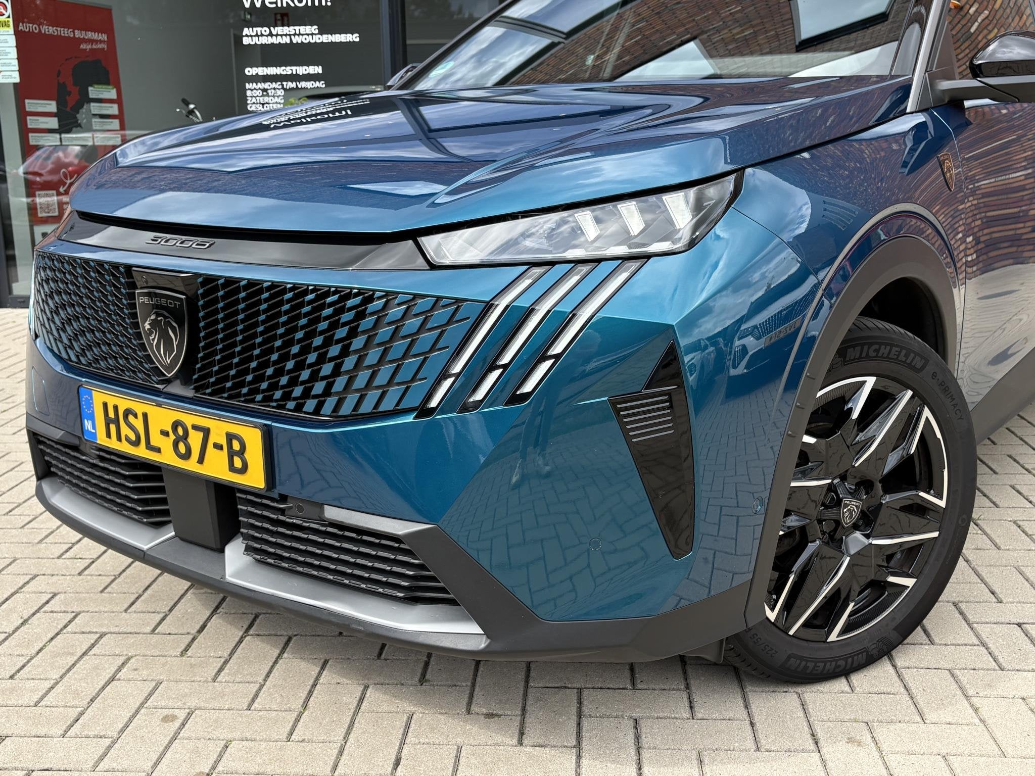 Peugeot 3008 1.2 Hybrid 136 GT Elektrische kofferklep, Stoel, Auto's, Euro 6, 1199 cc, Blauw, Leder en Stof