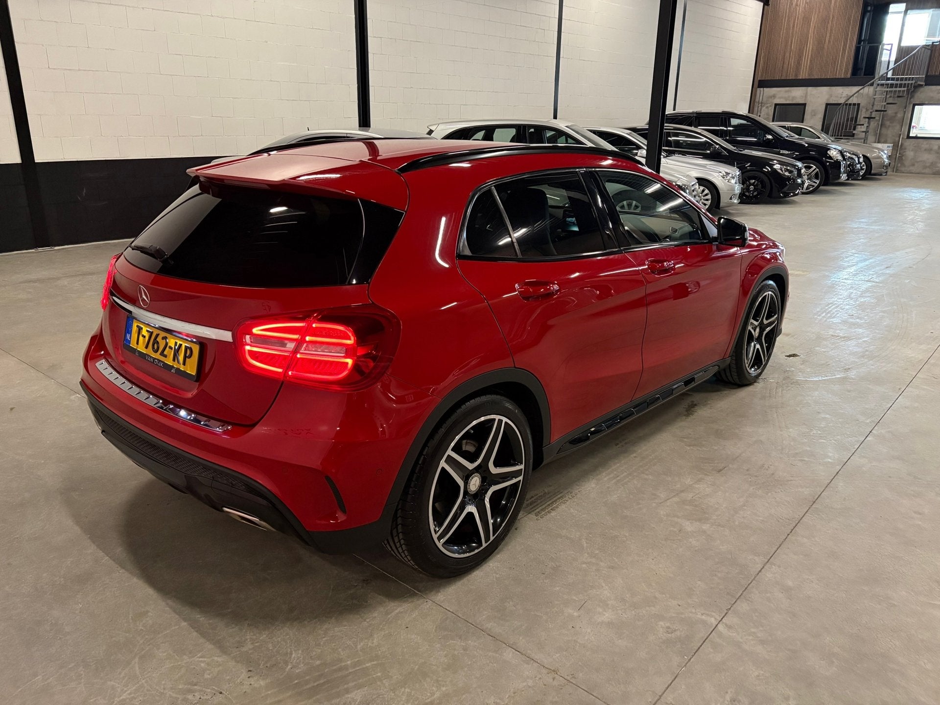Mercedes-Benz GLA-klasse 200 AMG Automaat Camera Navi, Auto's, Gebruikt, Zwart, Bedrijf, 1335 kg