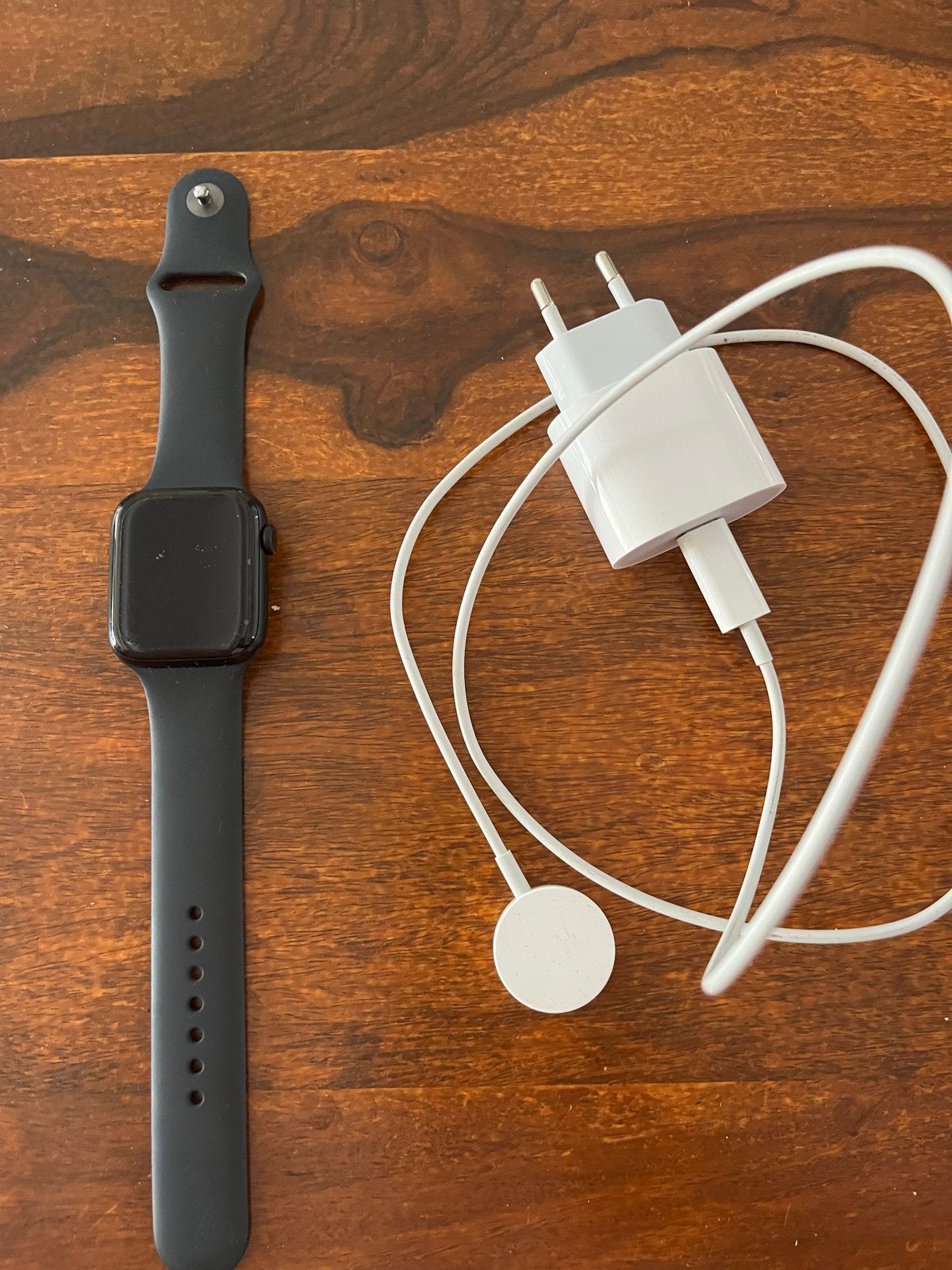 Apple Watch SE (defect) - Maakt geen verbinding, Ophalen of Verzenden, Gebruikt, Zwart