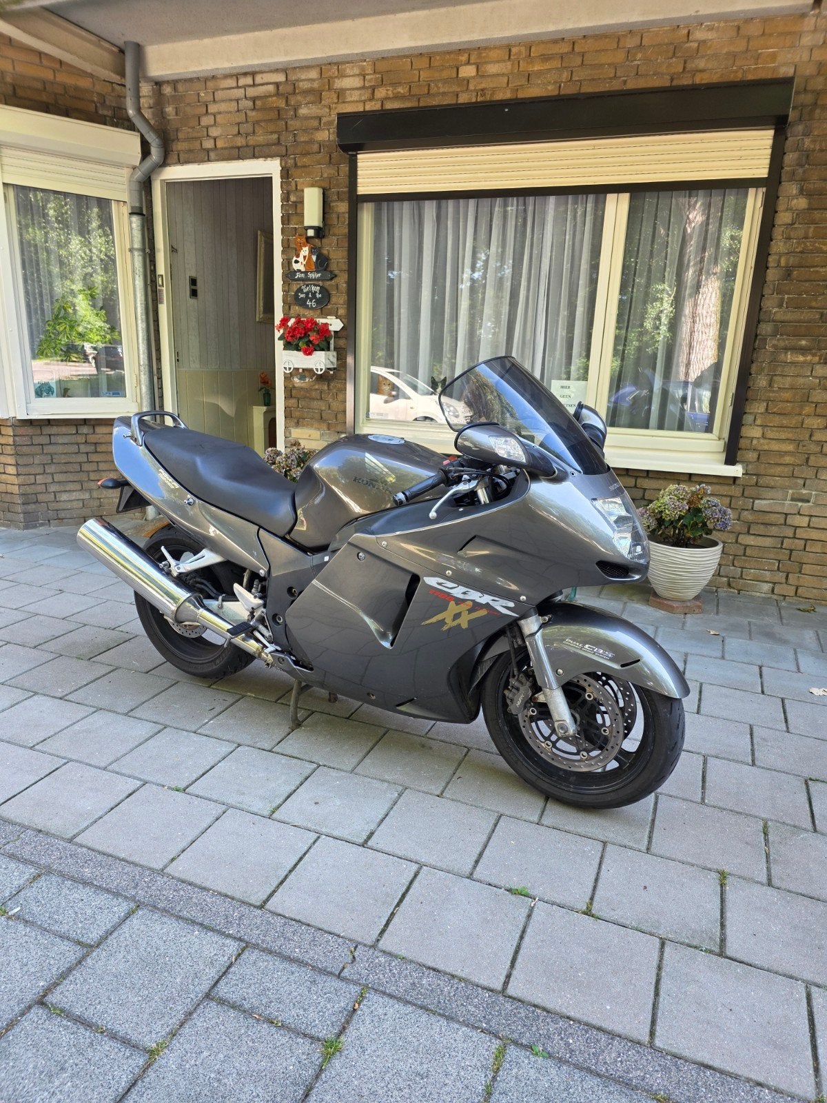 Honda CBR1100XX 64.000km, Particulier