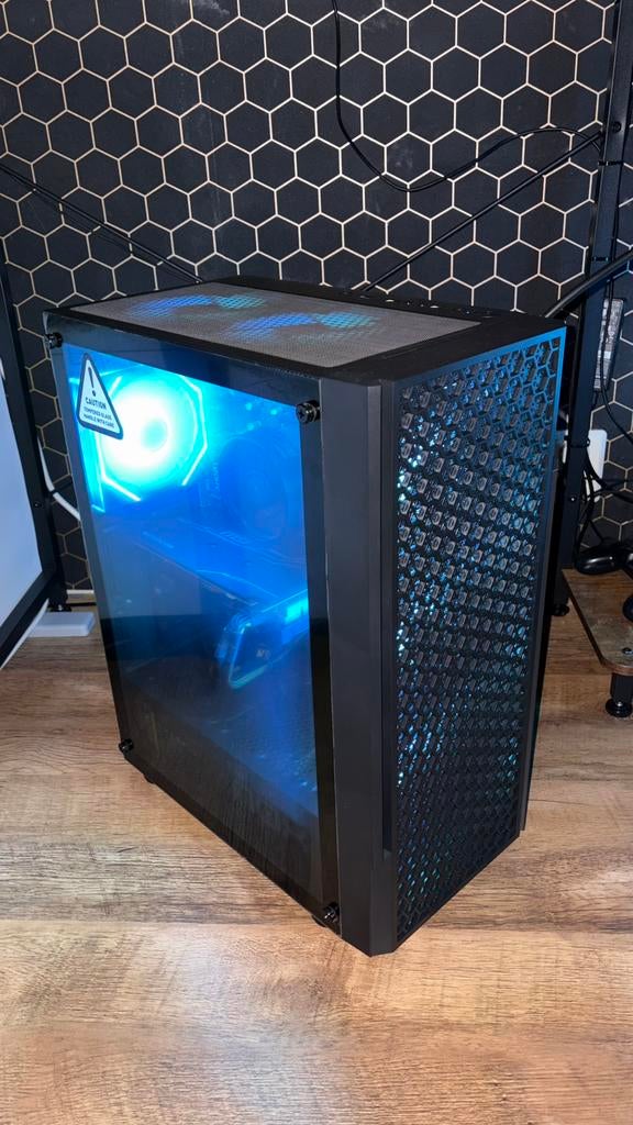 Game Pc ~ Ryzen 5 1500X | 16GB | Rx 5500 XT, Ophalen, Zo goed als nieuw