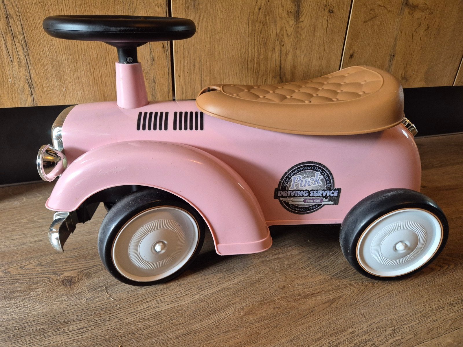 Retro roze loopauto van Puck, Ophalen, Gebruikt