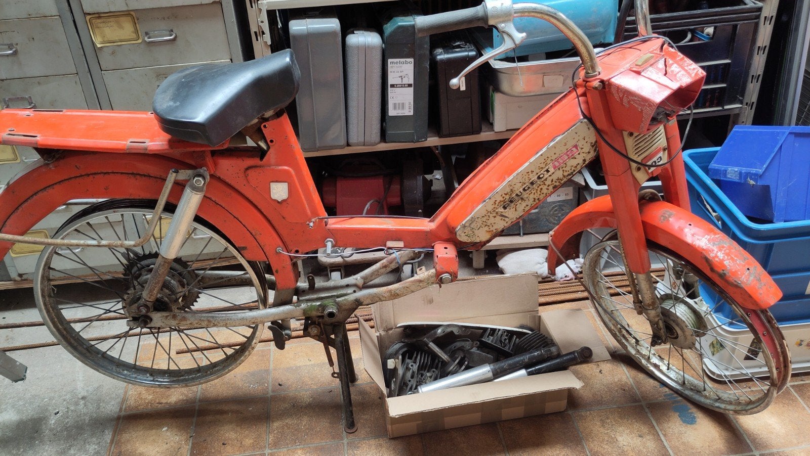 Peugeot 103 voor sloop, 49 cc, 1 versnellingen, Ophalen, Overige merken