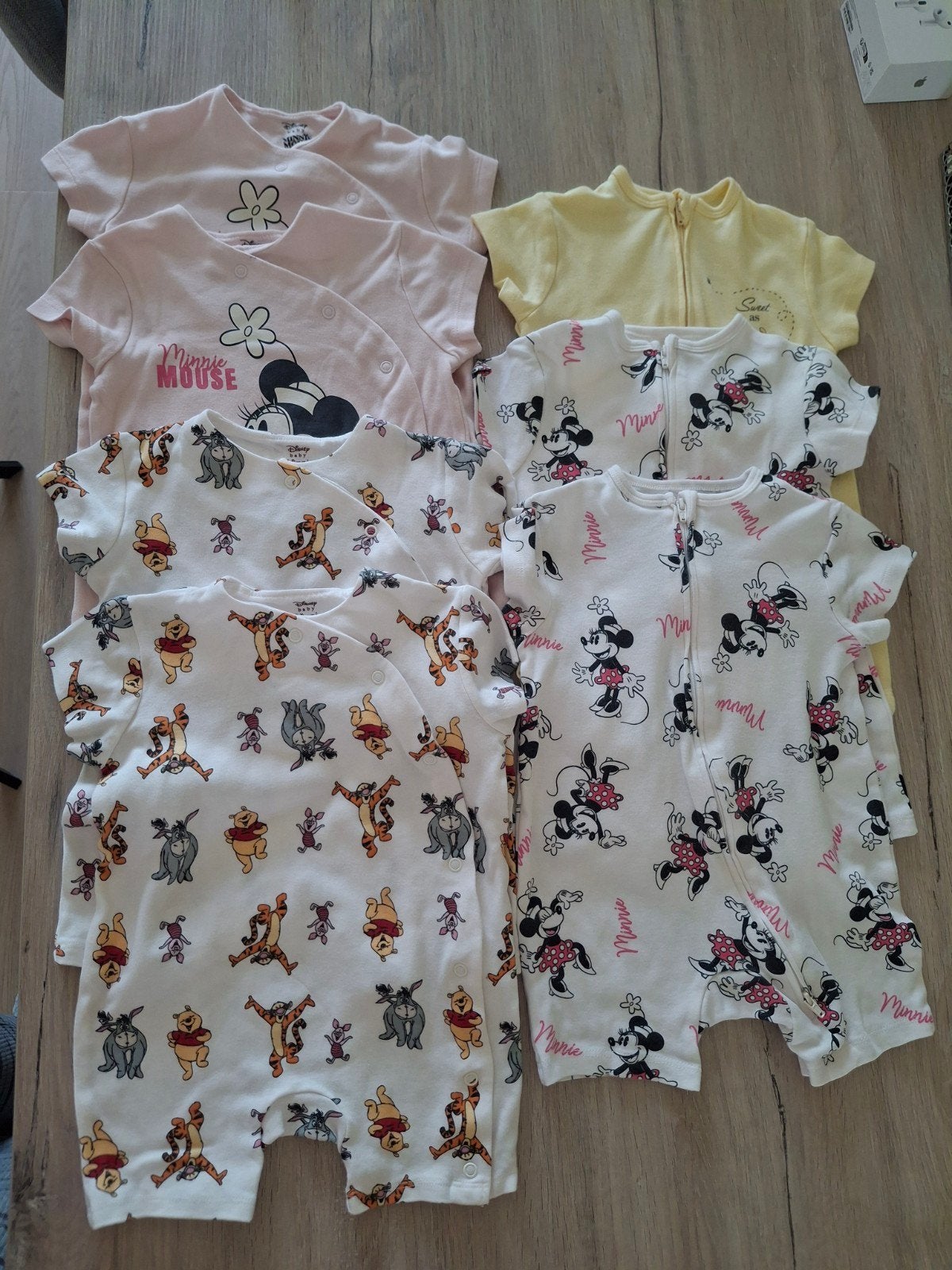 Baby rompers., Ophalen of Verzenden, Zo goed als nieuw, Maat 62