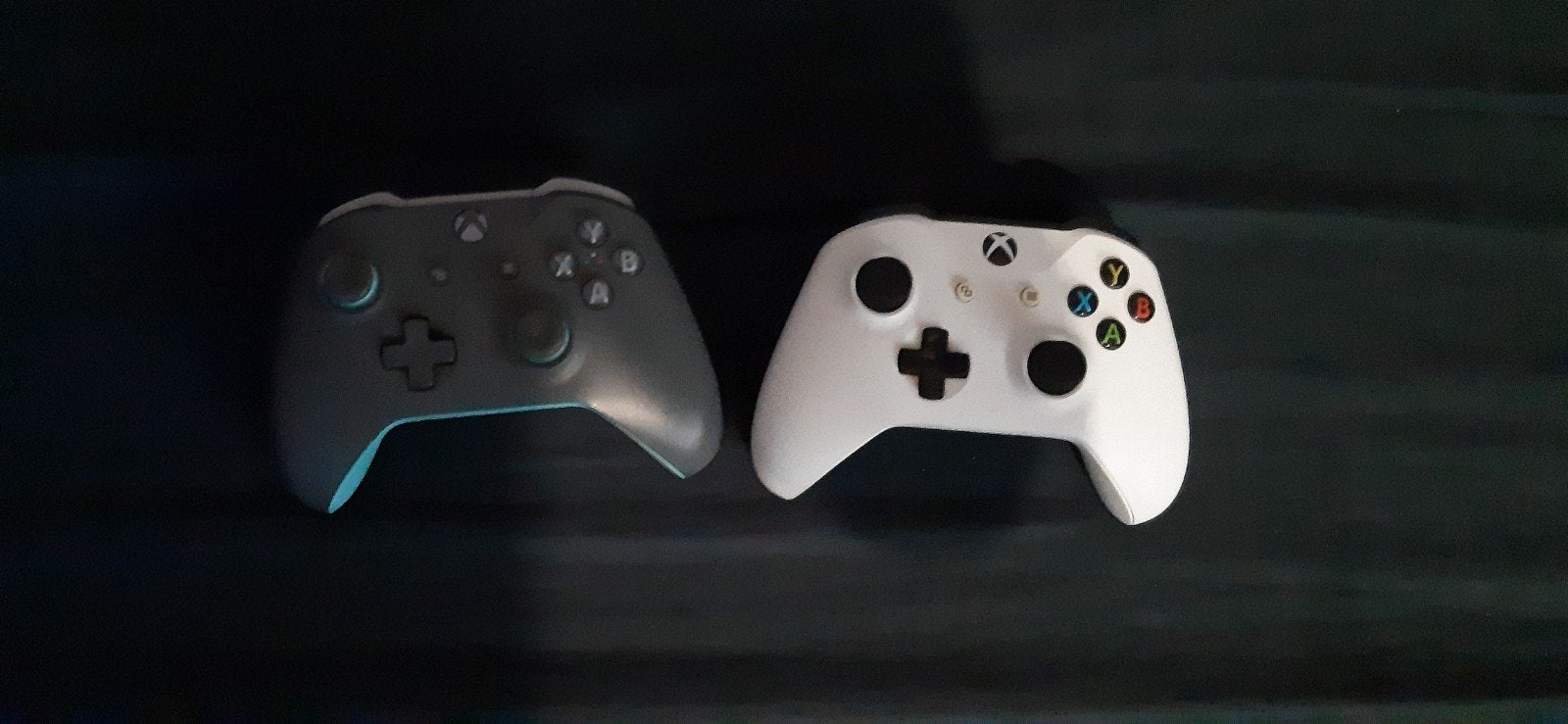 Goeie kwalliteit niks kapot helaas geen door er bij, Verzenden, Zo goed als nieuw, 500 GB, Met 2 controllers