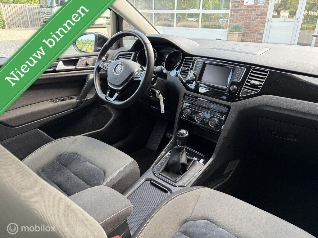 Volkswagen Golf Sportsvan 1.4 TSI Highline|Wegklapbare trekh, Voorwielaandrijving, Gebruikt, Euro 6, 4 cilinders