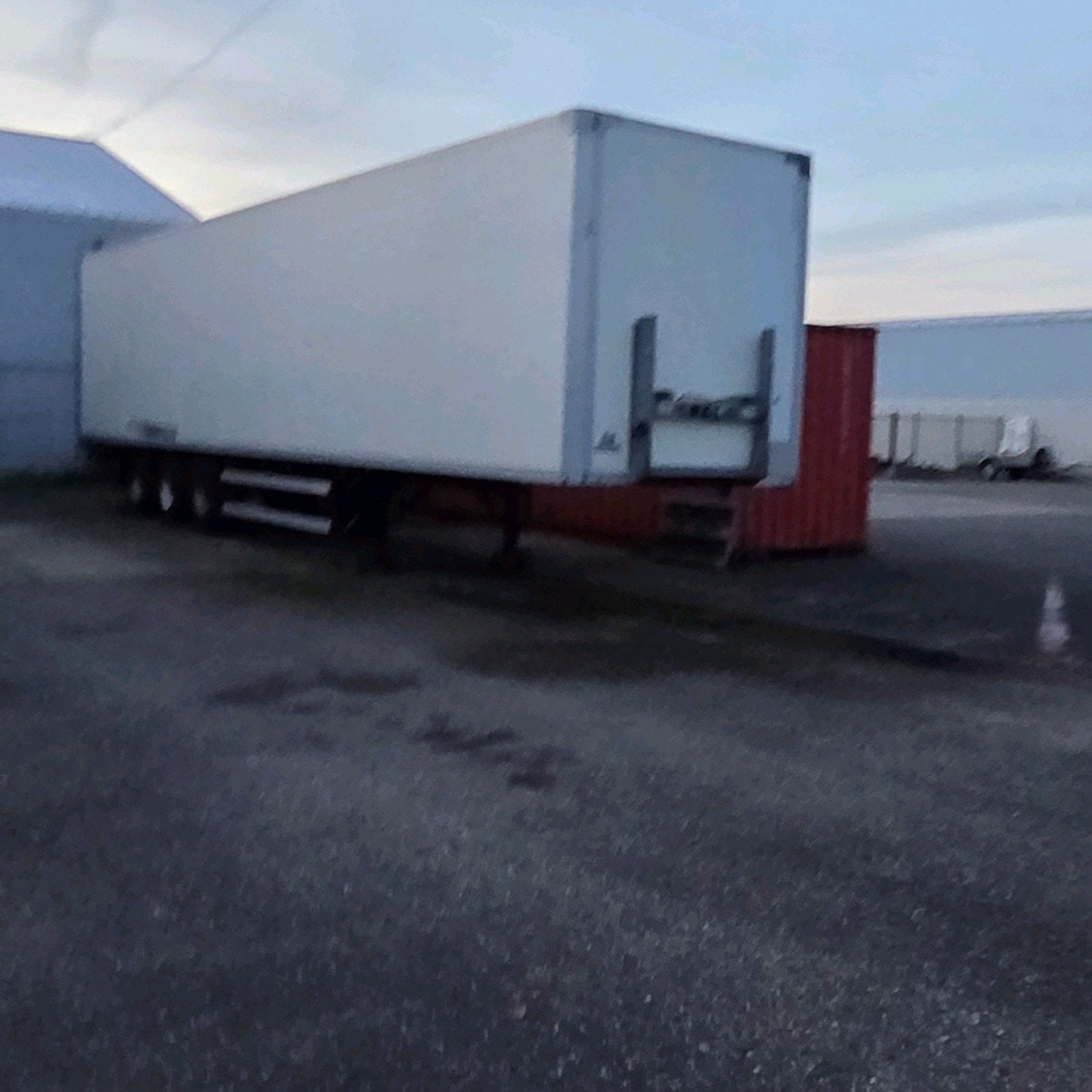 Groenewegen geïsoleerde Box kasten trailer met laadklep, Auto's, Particulier, Te koop