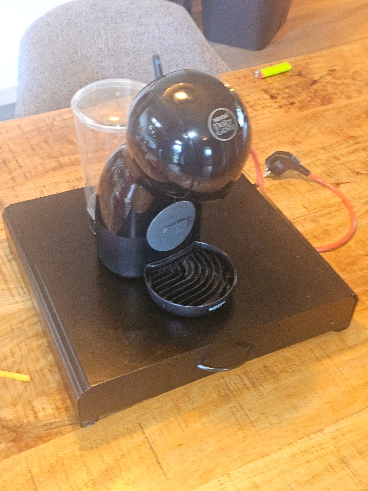 Nescafé Dolce Gusto Krups koffiezetapparaat met cups, Koffiemachine, Ophalen of Verzenden, Zo goed als nieuw, 1 kopje