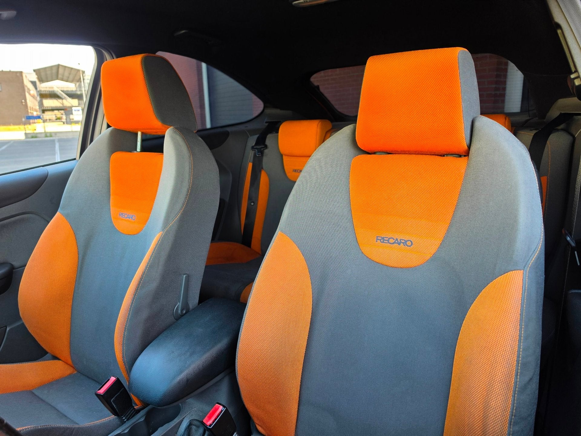 Foto 8 van Ford Focus 2.5-20V ST