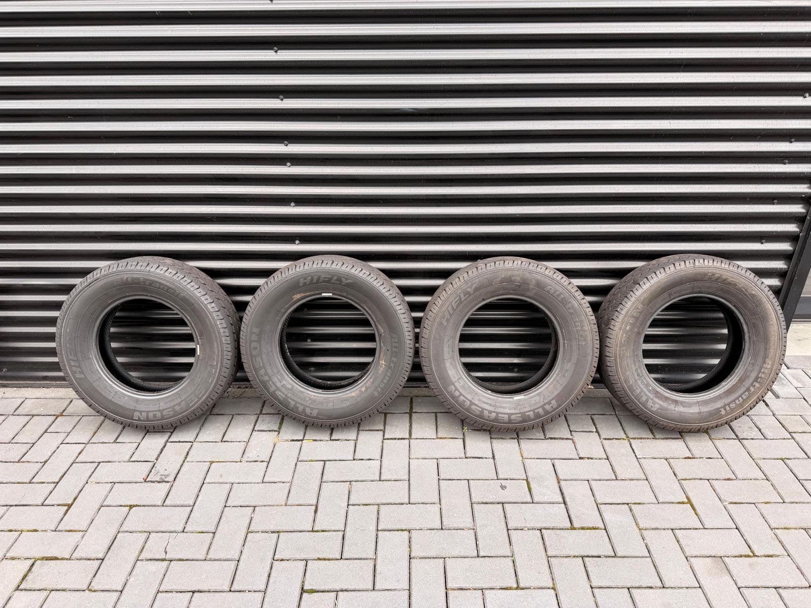 Set Hoge Druk / Camper Banden 215/70R15 All-Season Banden, Ophalen, 15 inch, Nieuw, All Season