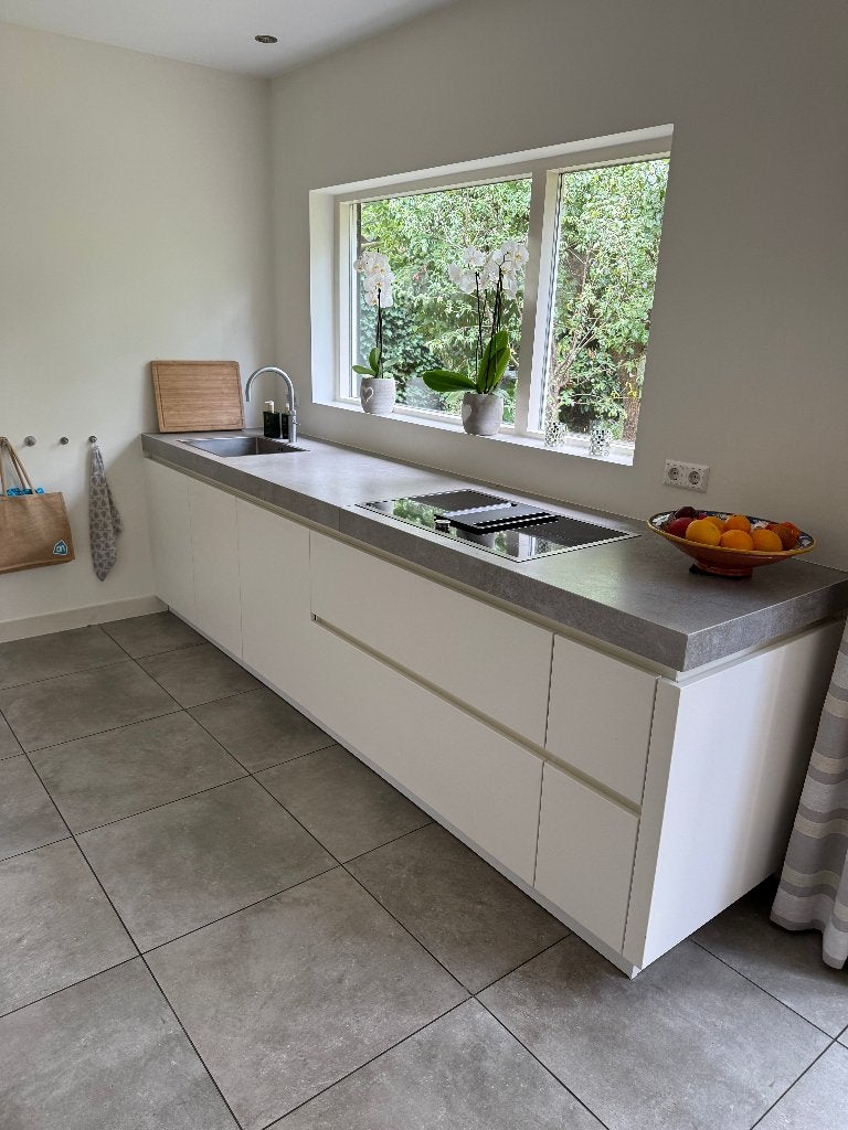 Luxe mat witte dubbelwandige keuken Gaggenau GEDEMONTEERD, Wit, Overige typen, Ophalen of Verzenden, Zo goed als nieuw