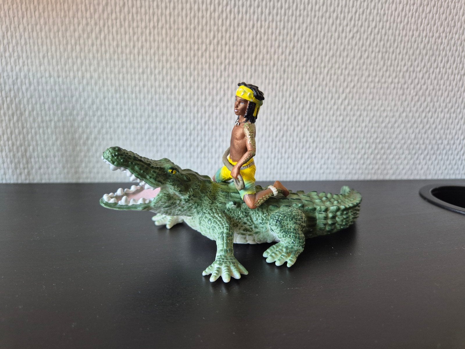 Schleich krokodil met poppetje., Ophalen of Verzenden, Nieuw, Reptiel of Amfibie, Beeldje of Figuurtje